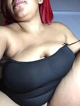 YellowFreak22 from StripChat