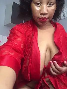 YellowFreak22 from StripChat