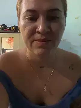 yenni-andres from StripChat is Freechat
