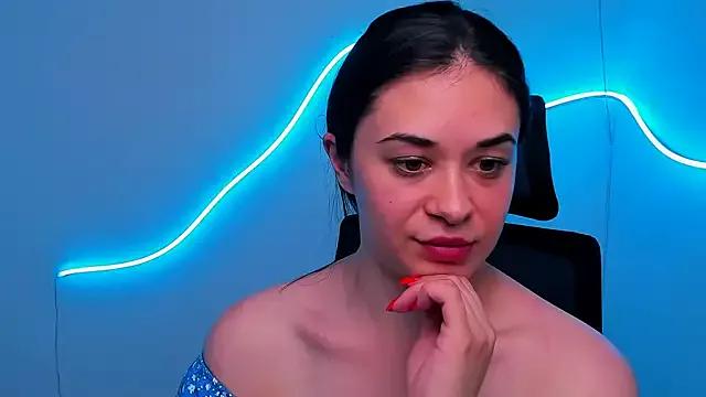 Yesenia_nia from StripChat