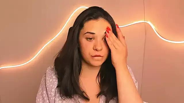 Yesenia_nia webcams show profile image 