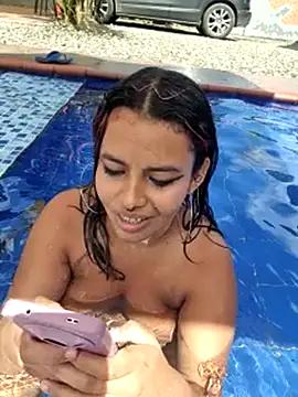 Yessica_Lopezz from StripChat