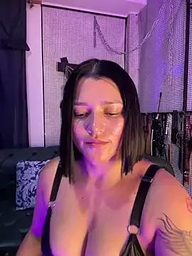 yey_bdsm from StripChat