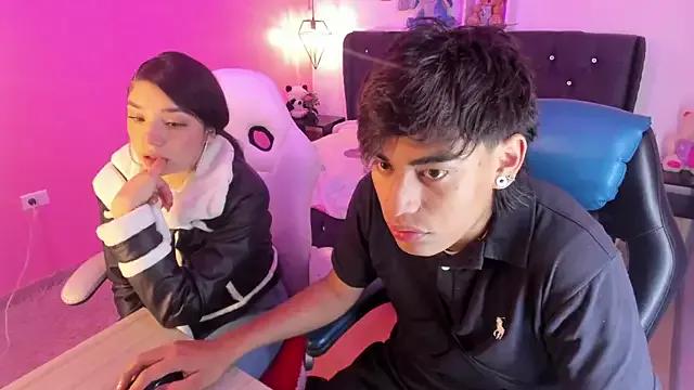 Yiing_and_yang from StripChat