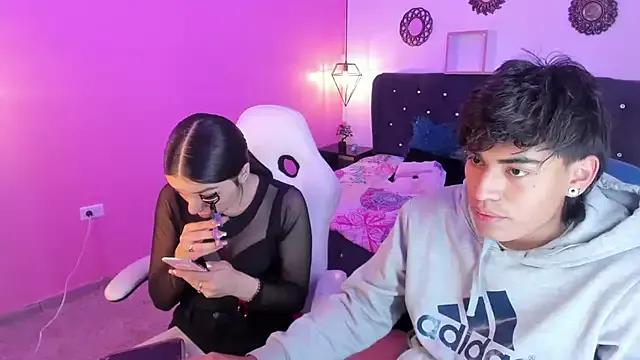 Yiing_and_yang from StripChat