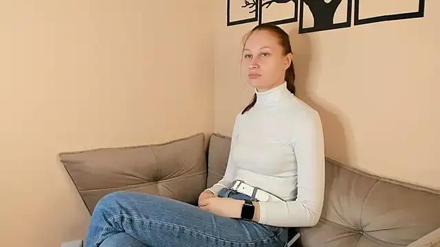 YiPalomo on StripChat