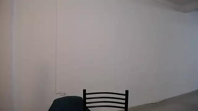 yohacriss from StripChat is Freechat
