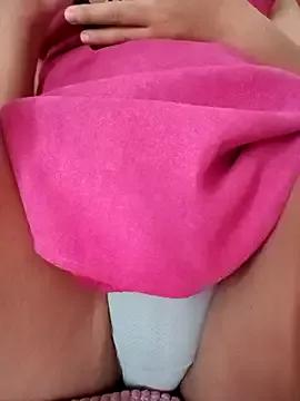 Yoo_j from StripChat