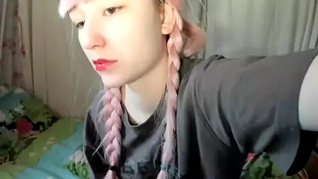 Yoonhee_Kiss from StripChat