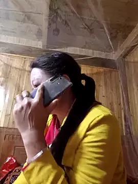 yoowwmr from StripChat