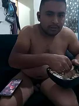 YoSoyLittleBoy from StripChat