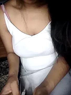 young-mommy from StripChat is Freechat