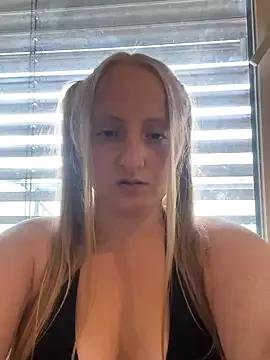 YoungHailey webcams show profile image 