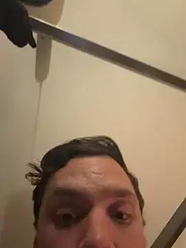 YoungTopGuy from StripChat is Freechat