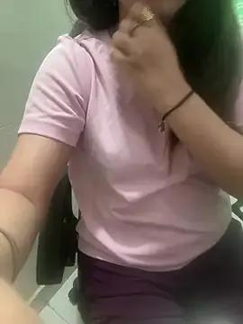 Your-Daisy from StripChat is Freechat