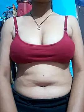 Your-sweety from StripChat is Freechat