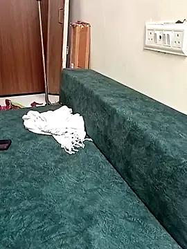your_favourite_bhabhi from StripChat is Freechat