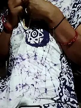 YOUR_MOMMYY from StripChat is Freechat