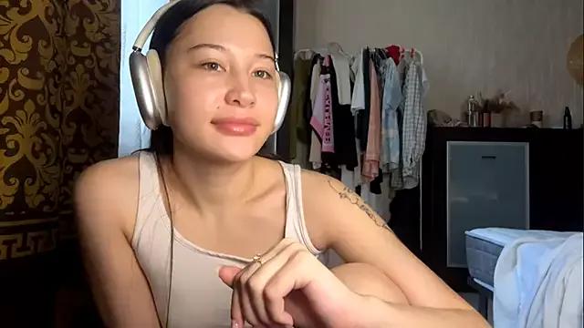 YourCoreanmiracle from StripChat is Freechat