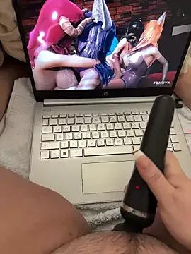 yourcutesarah from StripChat is Freechat