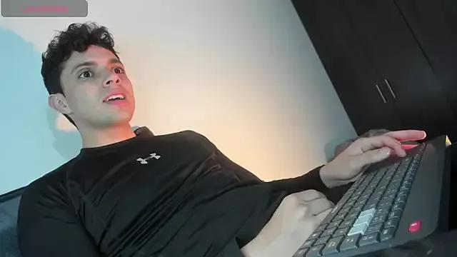 yourfavoriteboy__ from StripChat is Freechat