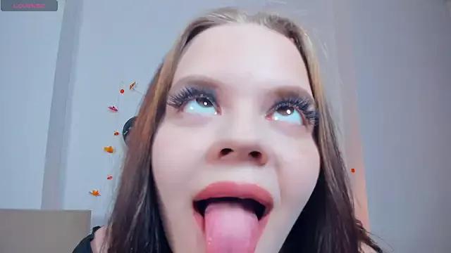 YourLovelyLily from StripChat is Freechat