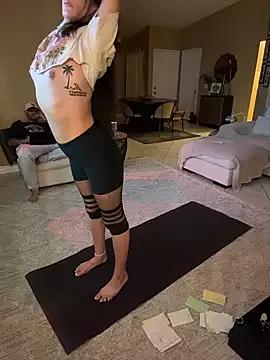 YourPlayfulCouple from StripChat is Freechat