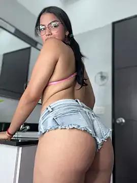 Photos of YourPreciousXXX from StripChat is Freechat