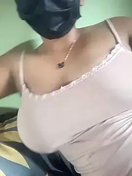 yoursexy_rumi from StripChat is Freechat