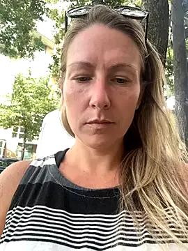 YourSophiaxo from StripChat is Freechat