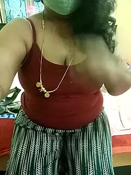 Yoursriya25 from StripChat is Freechat