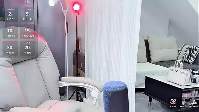 yoyo520- from StripChat