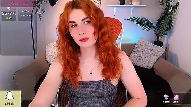 YrKiraXO from StripChat is Freechat