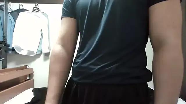 YU-KI00 webcams show profile image 