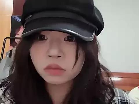Yuan-yy from StripChat is Freechat