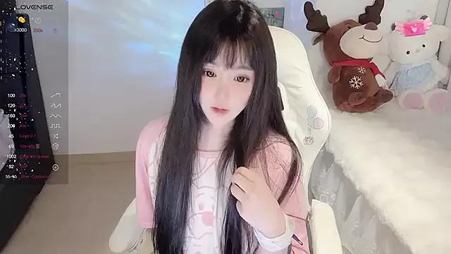 yuii-7 from StripChat