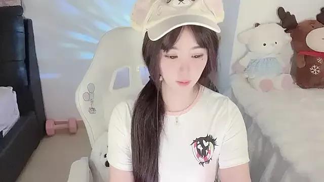 yuii-7 from StripChat