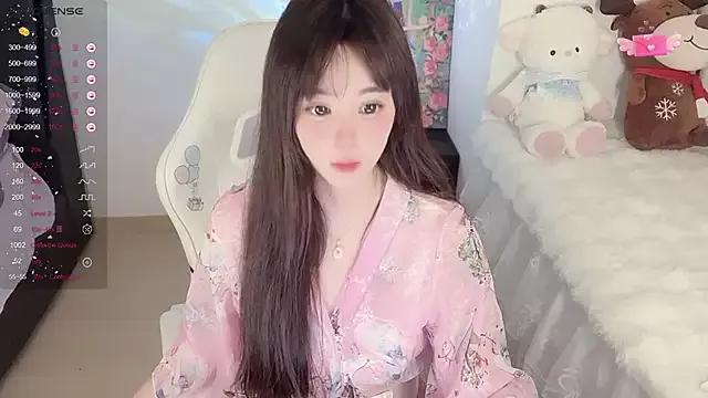 yuii-7 from StripChat