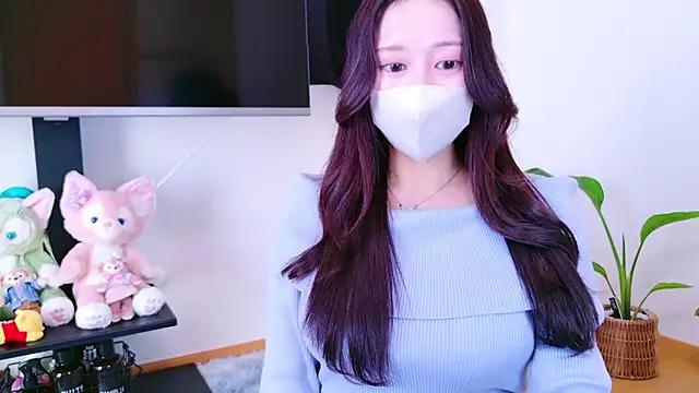 YUKA-mm0808 webcams show profile image 