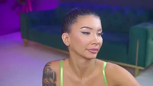 YuliaDesirevska from StripChat is Freechat