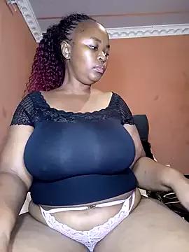 Yummy-Cat from StripChat