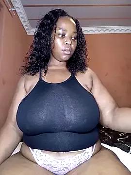 Yummy-Cat from StripChat