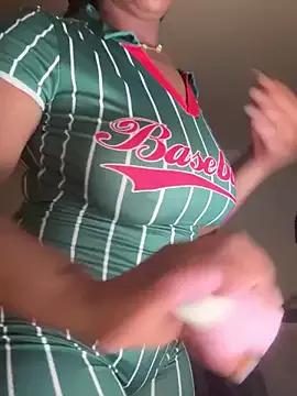 yummy0322 from StripChat