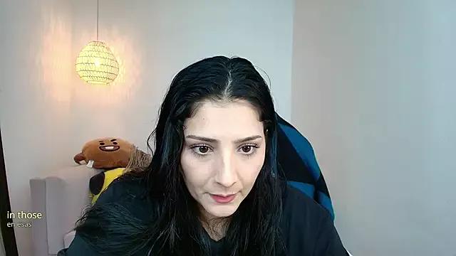 YummyAnna_ from StripChat