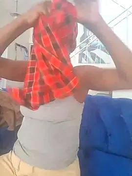 Yummychoklit from StripChat