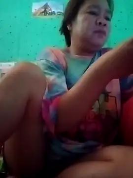 yummyclits4uxxx from StripChat
