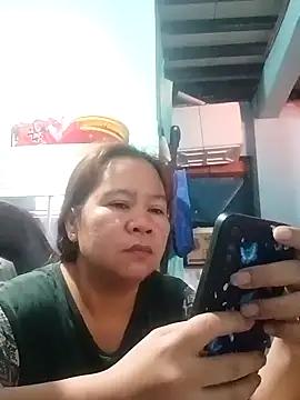 yummyclits4uxxx from StripChat