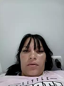 Yumy_Zumy from StripChat