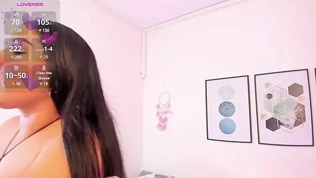 yunna7 from StripChat