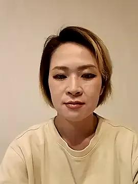 YUU-chan from StripChat